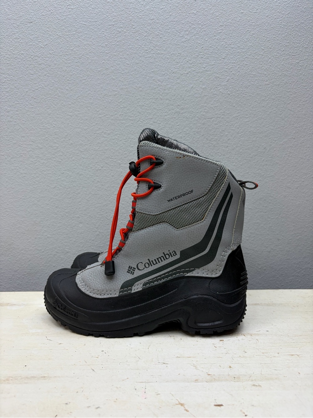 Columbia Grey Bugaboots Plus lV Omni-Heat Snow Boots Size 6